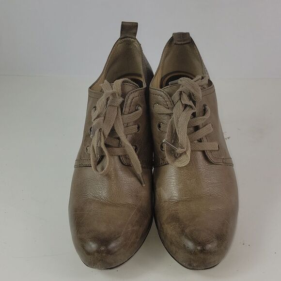 Frye Miranda Lace Leather Heels Distressed Booties - Picture 9 of 16